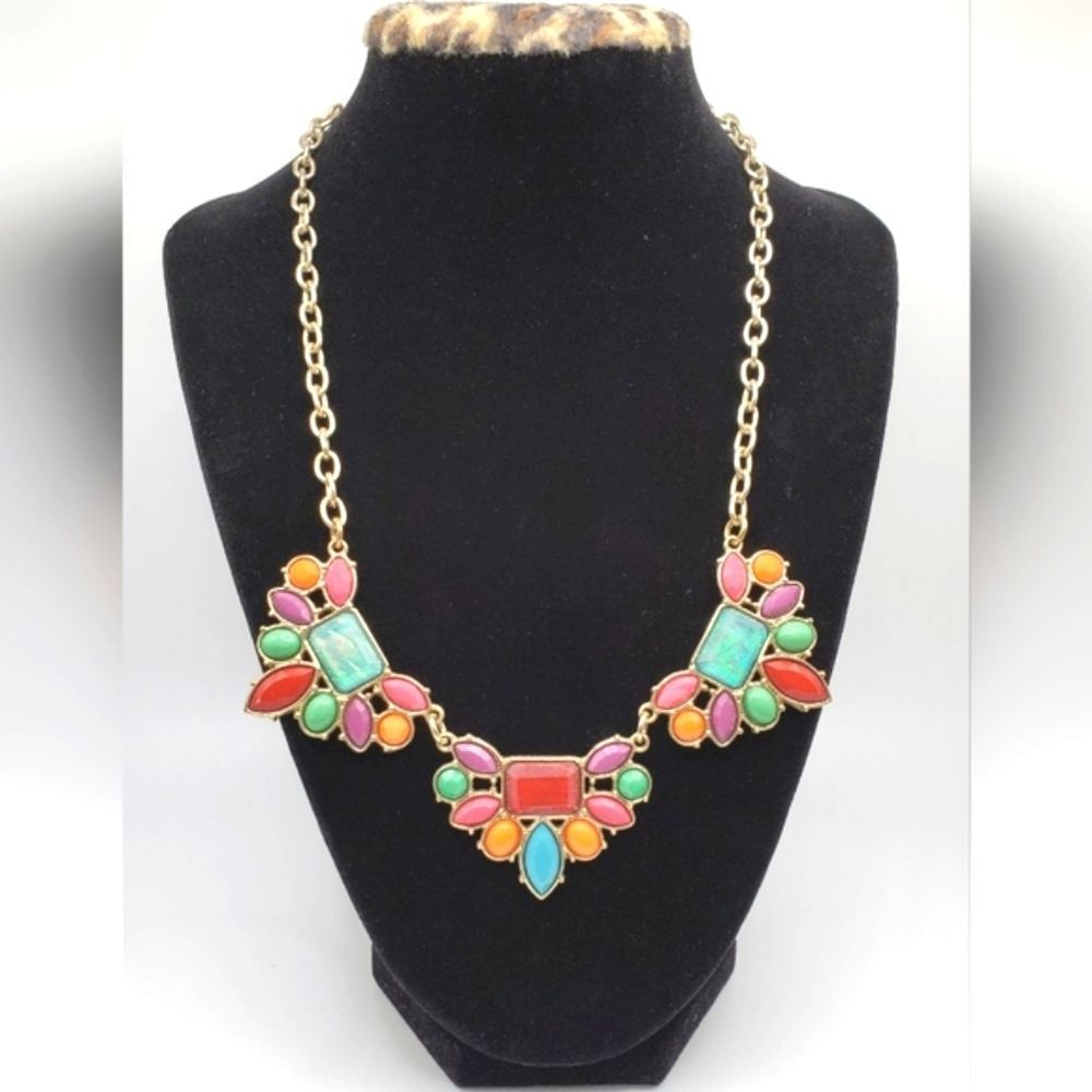 💥3/$25💥Boho Spring Colorful Statement Necklace - Picture 1 of 6